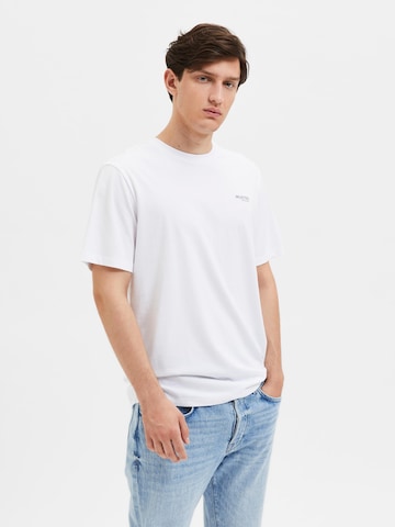 T-Shirt 'ASPEN' SELECTED HOMME en blanc : devant