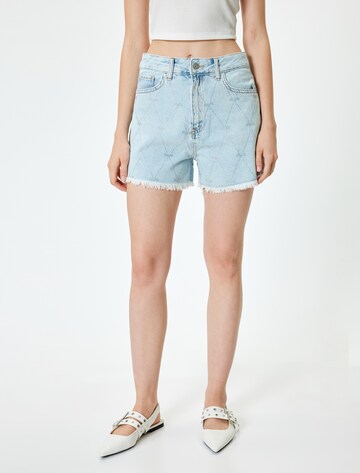 Koton Regular Jeans in Blauw: voorkant