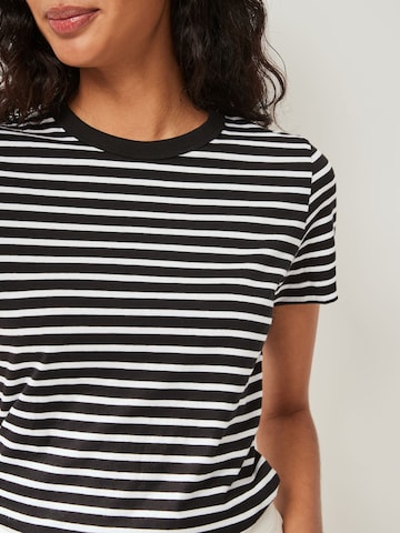 Next - Camiseta en negro