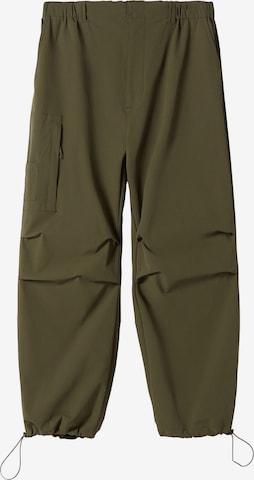 Bershka Tapered Cargobroek in Groen: voorkant