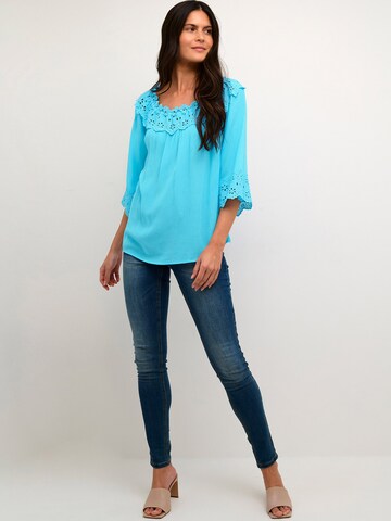 Cream Blouse 'Bea' in Blauw