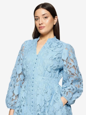 Robe de cocktail Vera Mont en bleu : devant