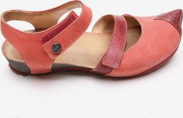 THINK! Flats & Loafers in 39 in Red: front