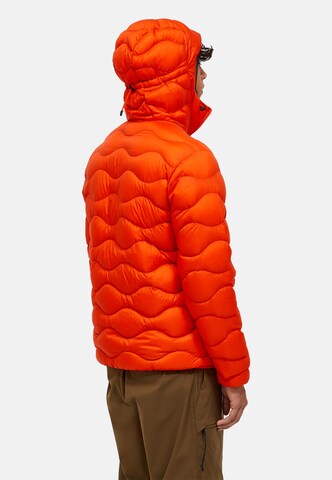 PEAK PERFORMANCE Between-Season Jacket in Orange