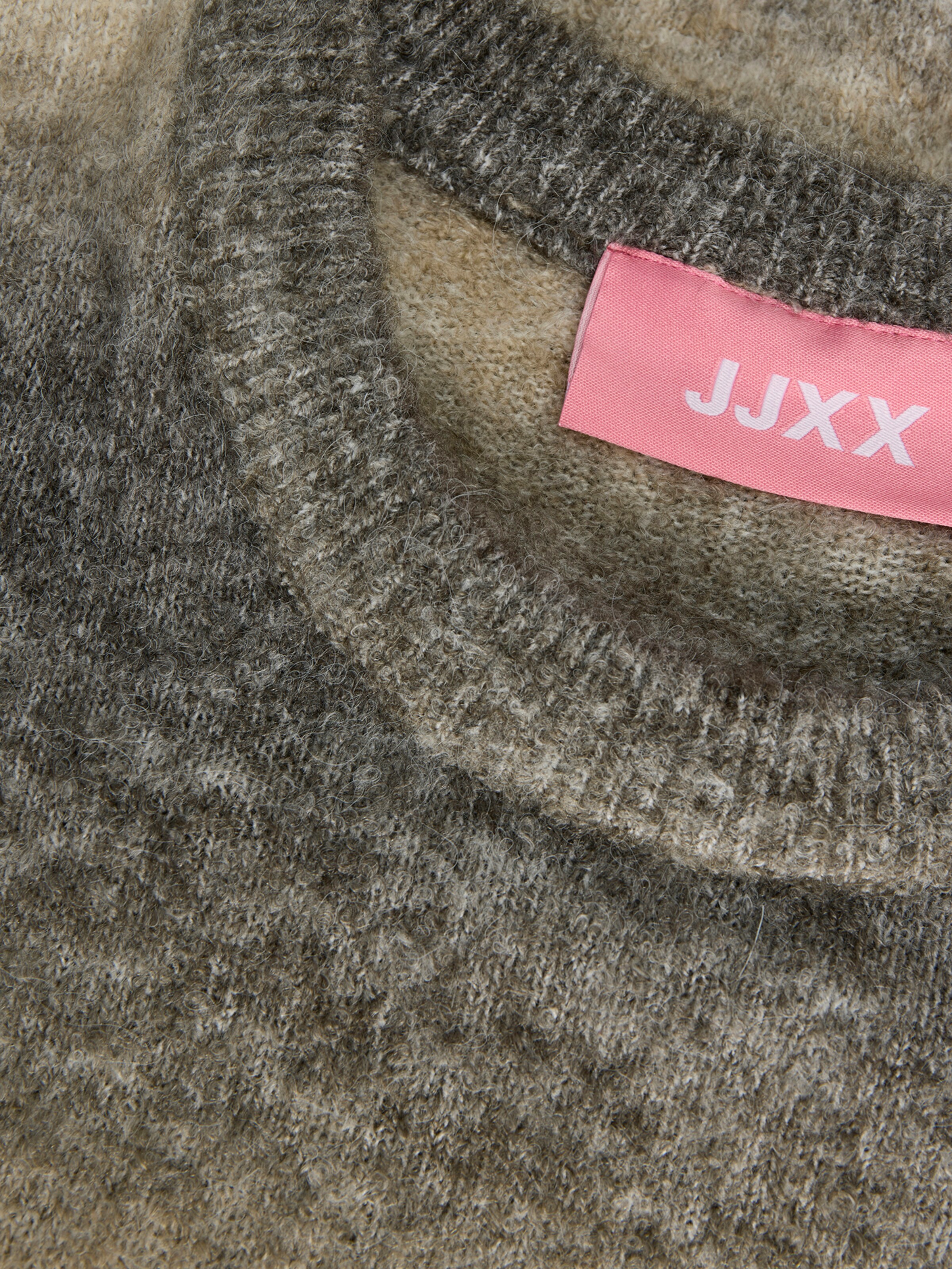 JJXX Sweater in Brown