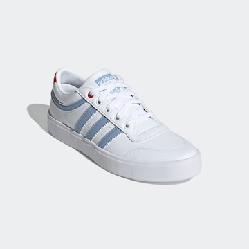 ADIDAS ORIGINALS Låg sneaker 'Bryony' i vit