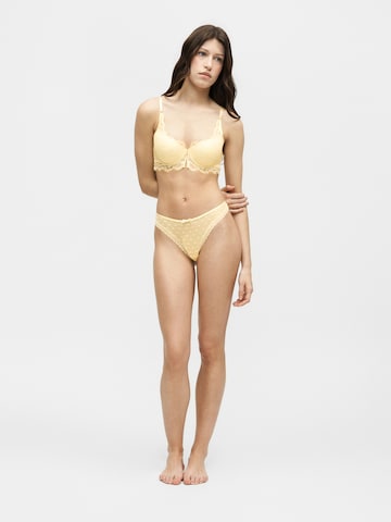 dzeltens Hunkemöller Stringu biksītes