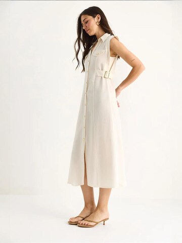 Robe-chemise Bianco Lucci en beige