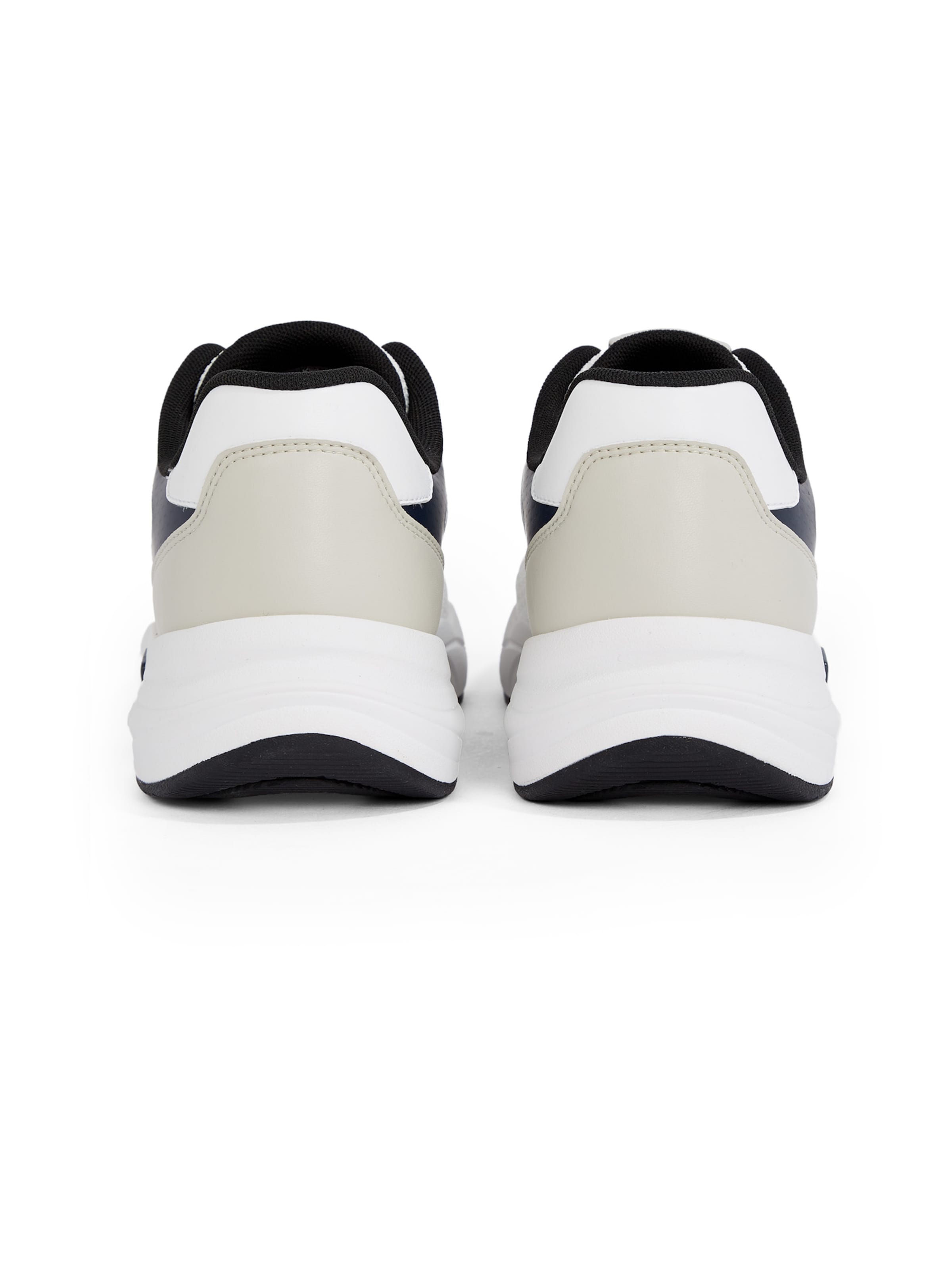 Calvin Klein Sneaker in Weiß