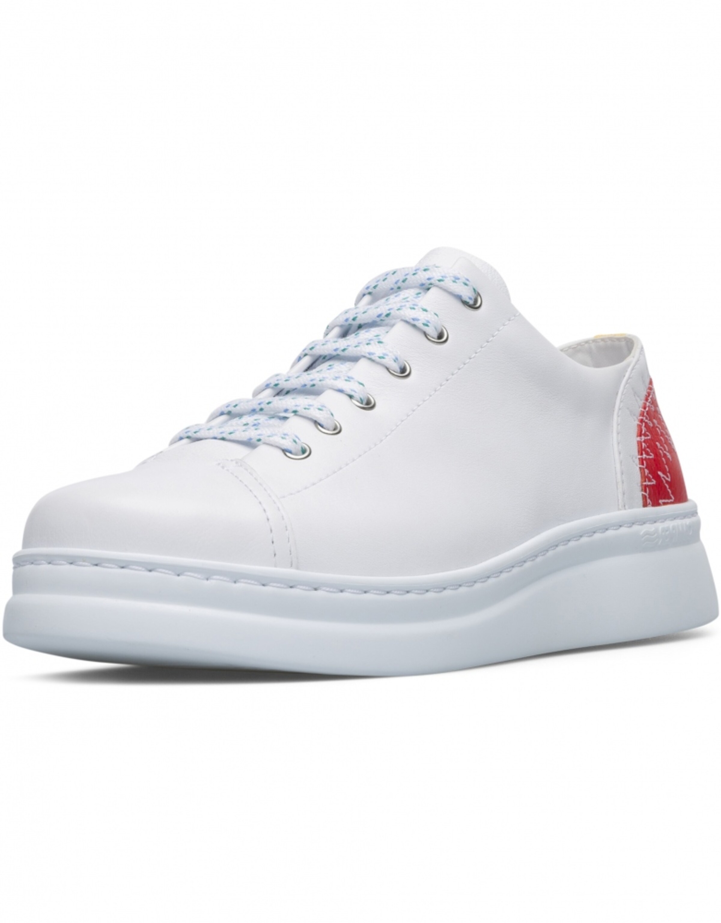 Baskets basses ' Twins ' CAMPER en blanc : devant