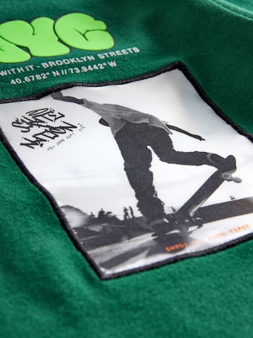 T-Shirt Next en vert