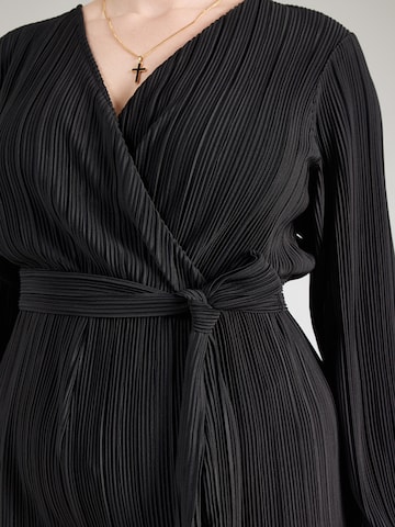 Tuta jumpsuit di ONLY Carmakoma in nero