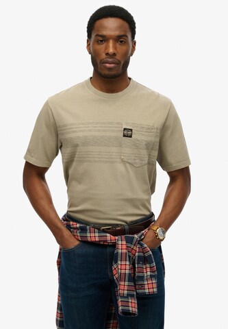T-Shirt Superdry en vert : devant
