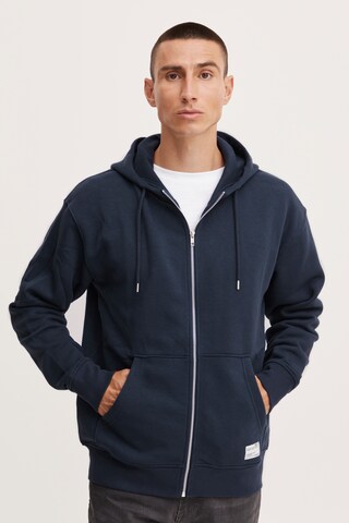 !Solid Zip-Up Hoodie in Blue: front