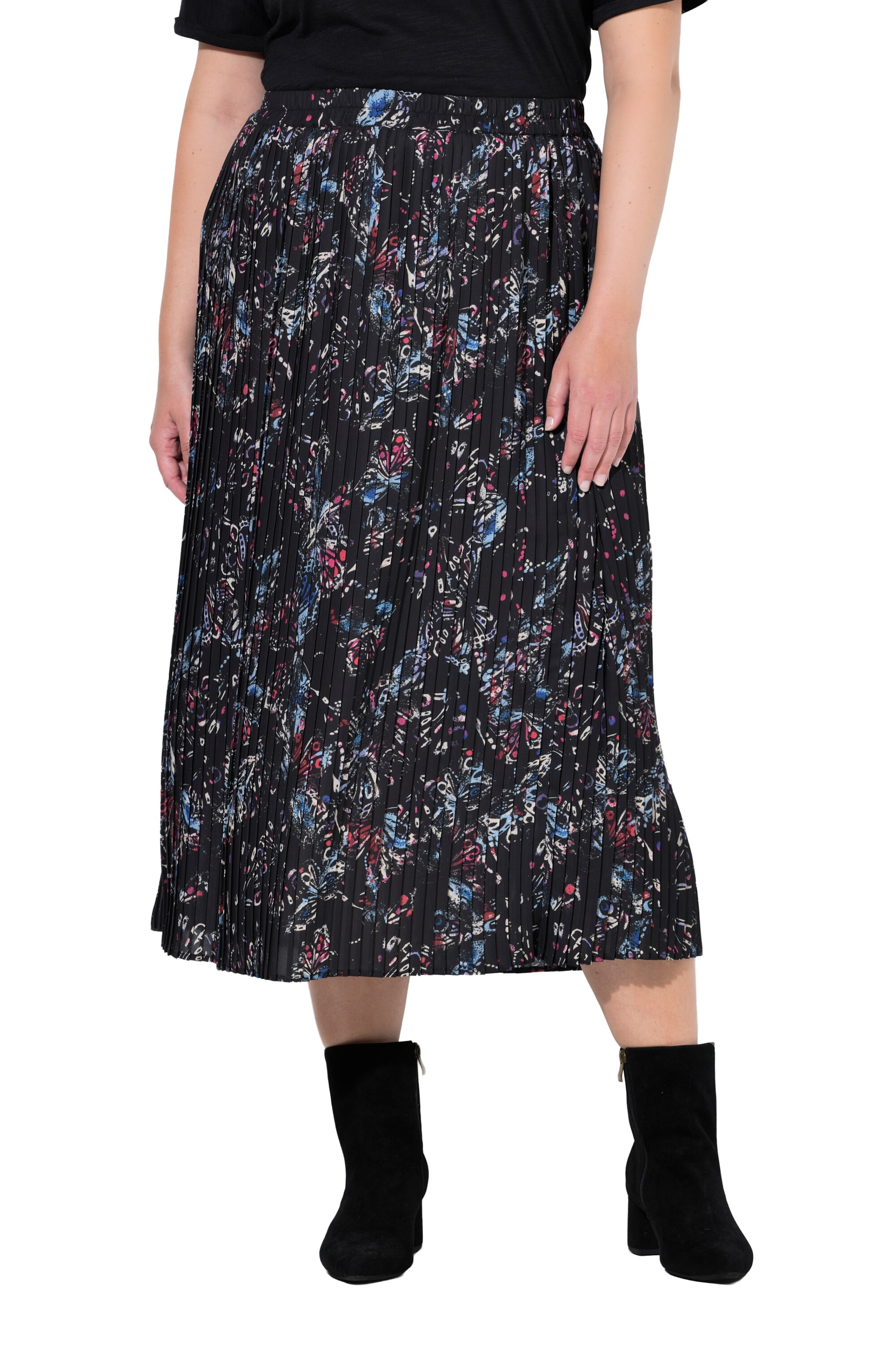 Ulla Popken Skirt in Black: front