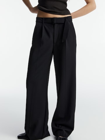 Pull&Bear Zvonové kalhoty Kalhoty – černá
