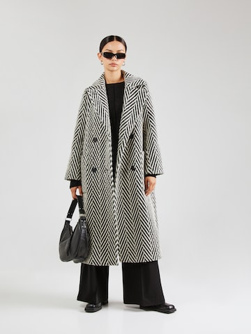 InWear Between-seasons coat 'Tru' in Black