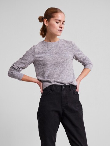 T-shirt 'Pam' PIECES en gris : devant
