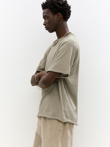 T-Shirt Pull&Bear en vert : devant