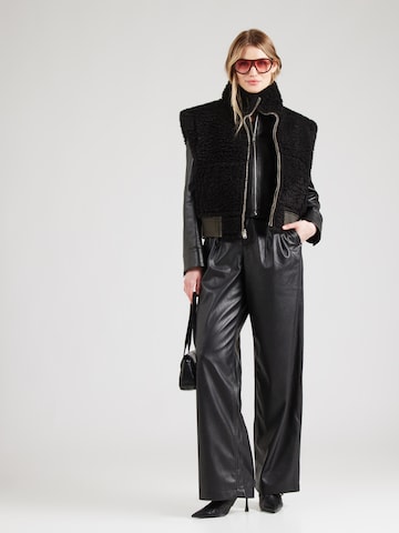 STAND STUDIO - Chaleco 'Andi' en negro