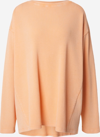 Kamila Šikl Суичър в оранжево: отпред