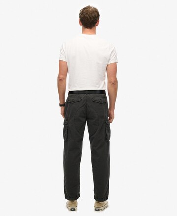 Regular Pantalon cargo Superdry en noir