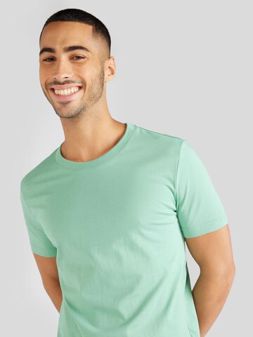 ESPRIT T-Shirt in Grün