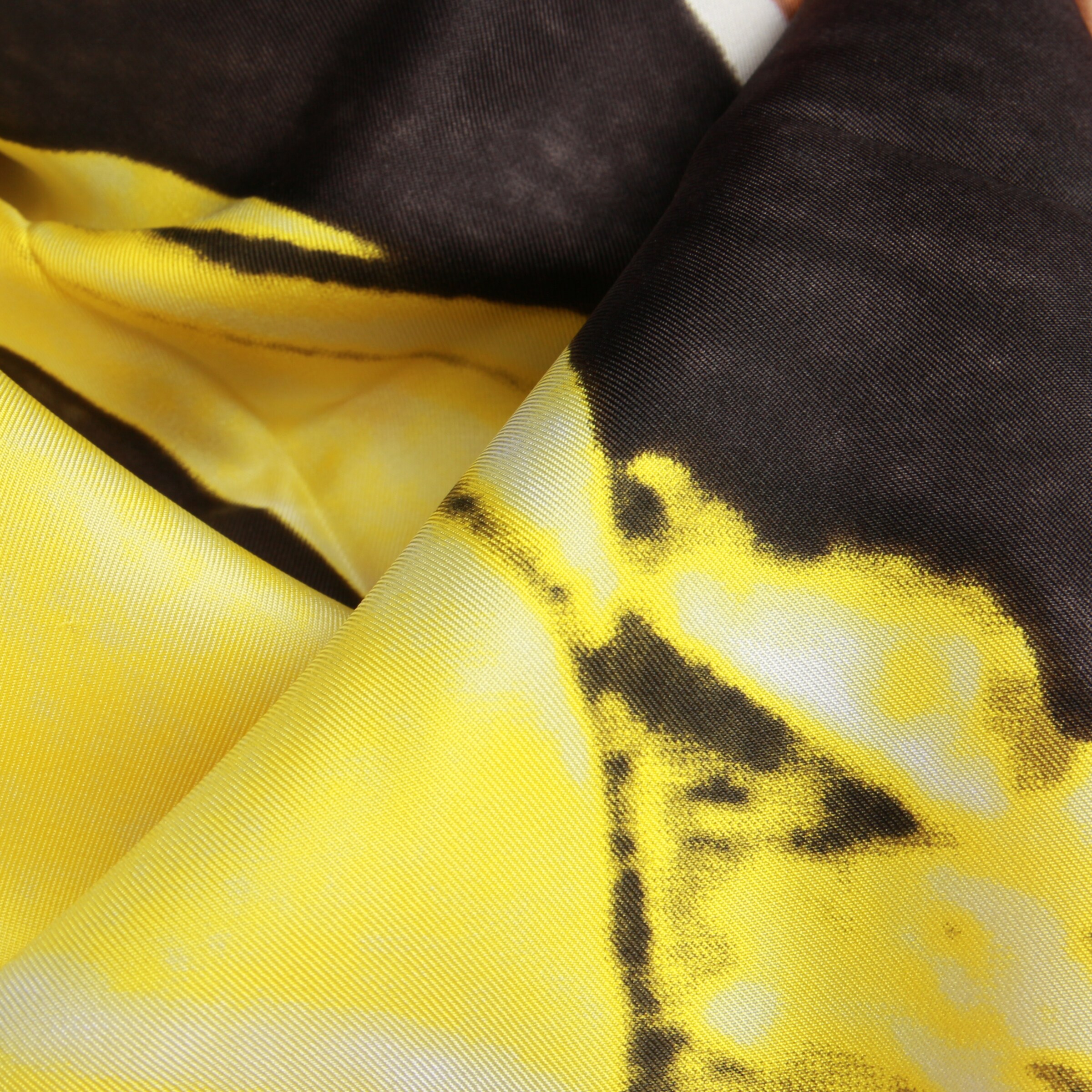 ESCADA Scarf & Wrap in One size in Mixed colors