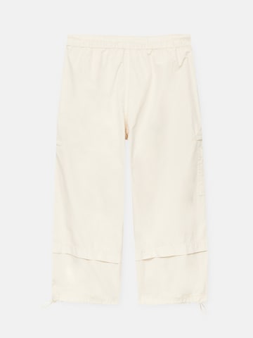 Pull&Bear Loose fit Cargo trousers in Yellow
