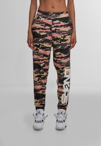 Dangerous DNGRS Tapered Broek in Gemengde kleuren: voorkant