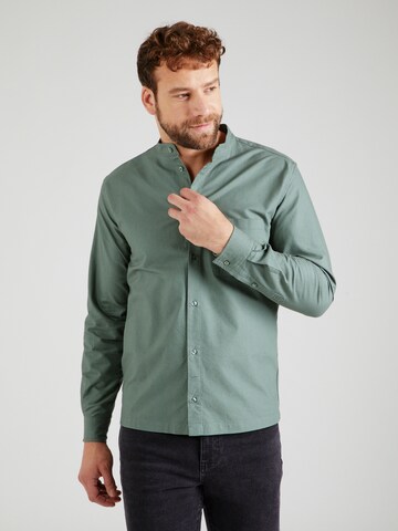 ABOUT YOU x Kevin Trapp Regular fit Button Up Shirt 'Finn' in Green: front