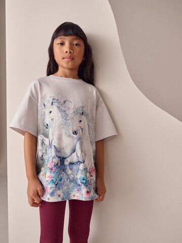 T-Shirt Next en blanc : devant
