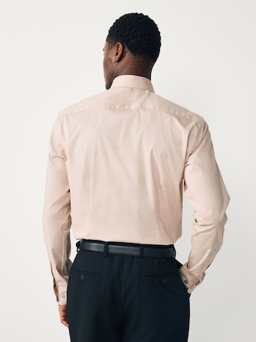 Next Slim Fit Hemd in Braun