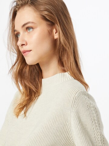 Pull-over s.Oliver en blanc