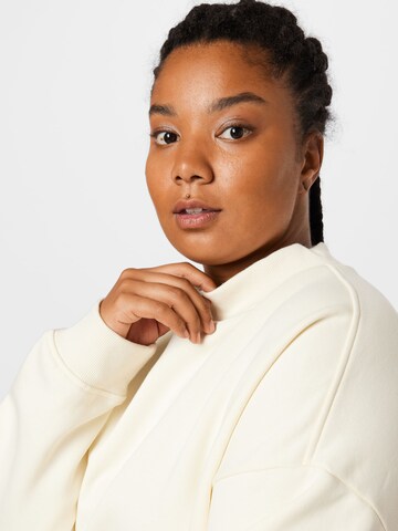 Urban Classics Sweatshirt in Beige