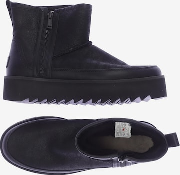 UGG Stiefelette 40 in Schwarz: predná strana