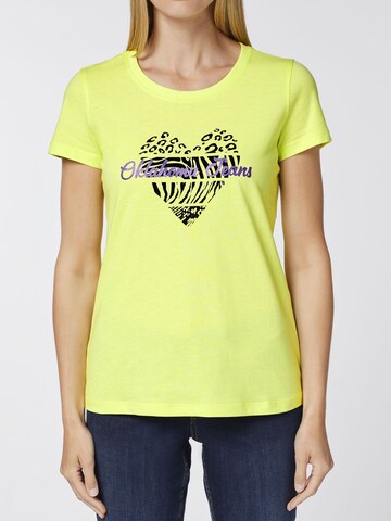 Oklahoma Jeans T-Shirt ' mit Herz-Motiv und Logo-Schriftzug ' in Gelb