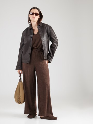 Wide leg Pantaloni 'CARREINA' de la ONLY Carmakoma pe maro