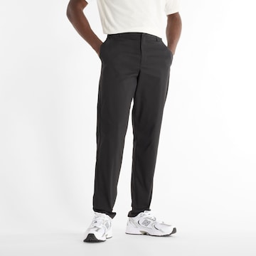 new balance Regular Chino trousers 'Athletics' in Black: front