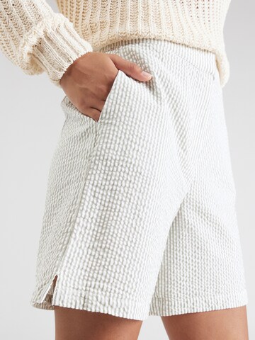 SELECTED FEMME Regular Trousers 'SLFVITTORIA' in Beige