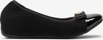 Kazar Ballet Flats in Black