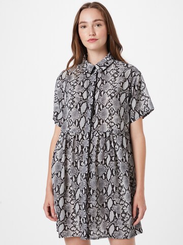 Missguided Shirt Dress in Grey: front