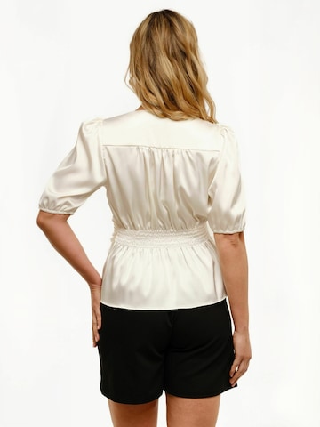 Liberte Essentiel - Camisa ' TIKI ' em branco