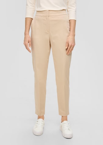 Effilé Pantalon à plis s.Oliver BLACK LABEL en beige : devant