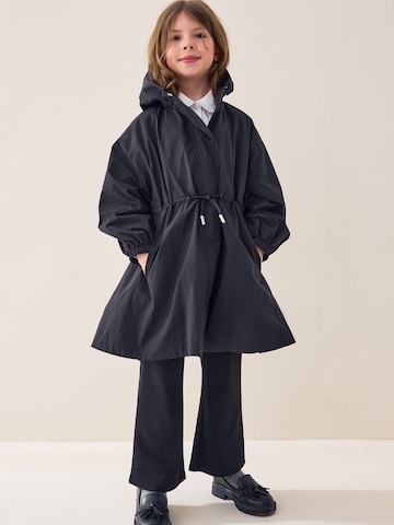 Next - Sobretudo em preto: frente