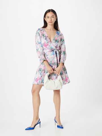 Robe 'Mercy' minus en rose