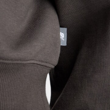 new balance Sweatshirt 'Trackside' in Grey