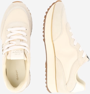 GANT Låg sneaker 'Bevinda' i beige