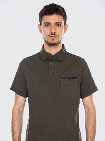 Barbour Shirt 'Premium Corpatch Tailored Polo Dark Olive'‌‌‌ in Grün