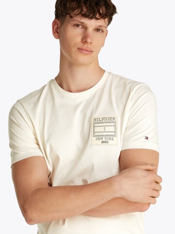 TOMMY HILFIGER Тениска в бежово